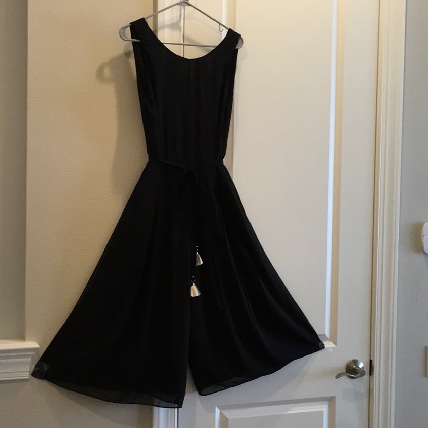 Beautiful Jumpsuit That Looks Like A Dress